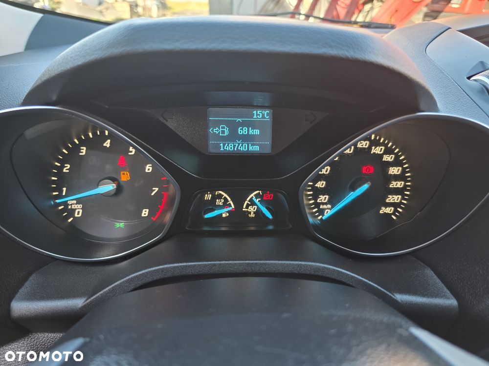 Ford Kuga - 22