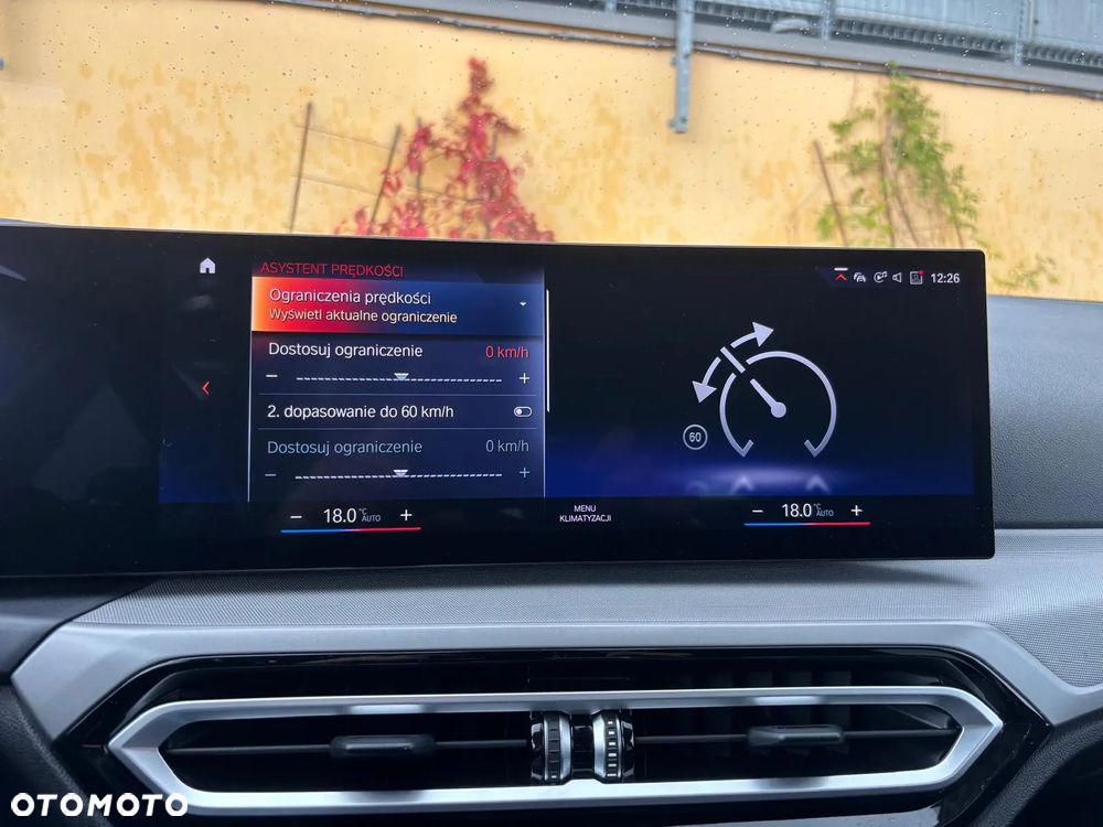 BMW Seria 3 320d Luxury Line - 33