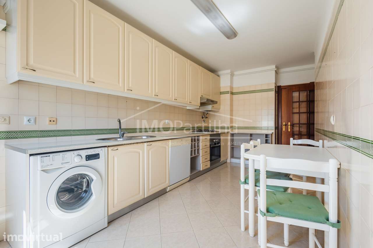 Apartamento T1 na Agualva - Cacém - Grande imagem: 3/22