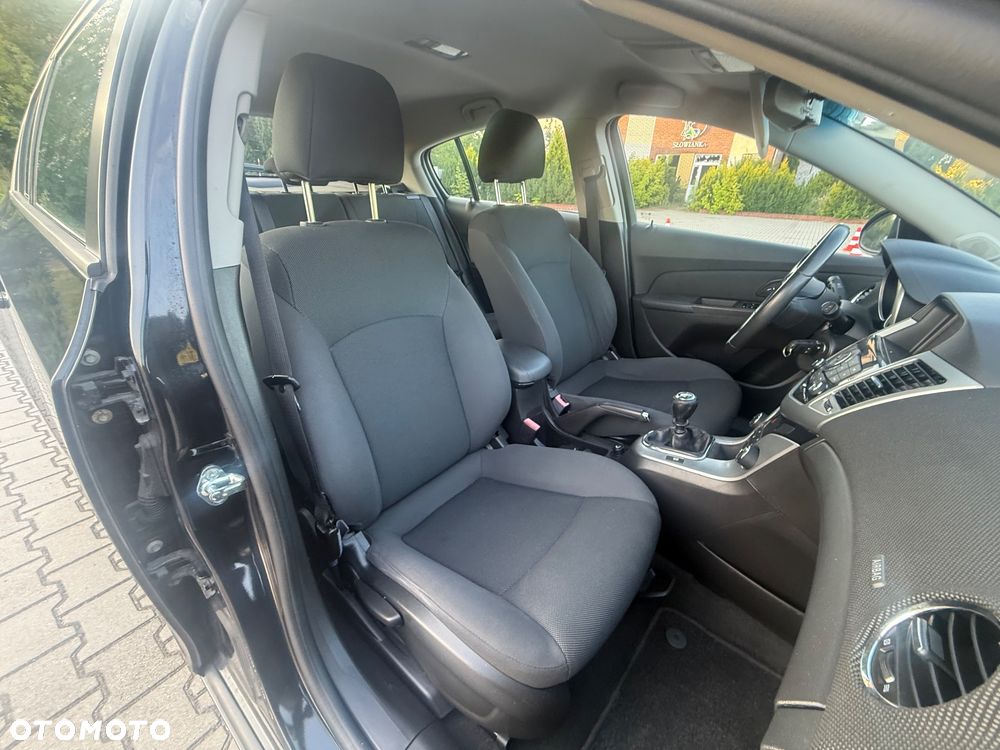Chevrolet Cruze 2.0 D LT - 17