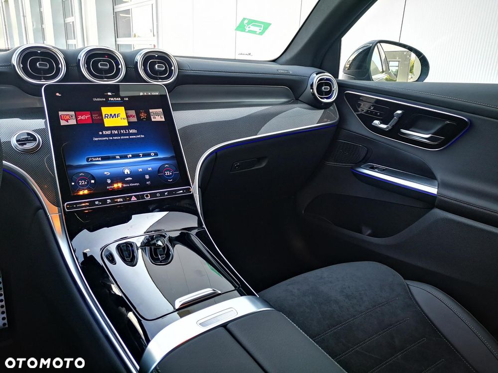 Mercedes-Benz GLC 300 e PHEV 4-Matic AMG Line - 16