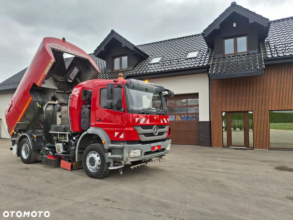 Mercedes-Benz Axor 1829 Zamiatarka Optifant70 2 Silniki Szczotki Lewa i Prawa Strona Karcher PM10 Listwa Ciśnieniowa - 15