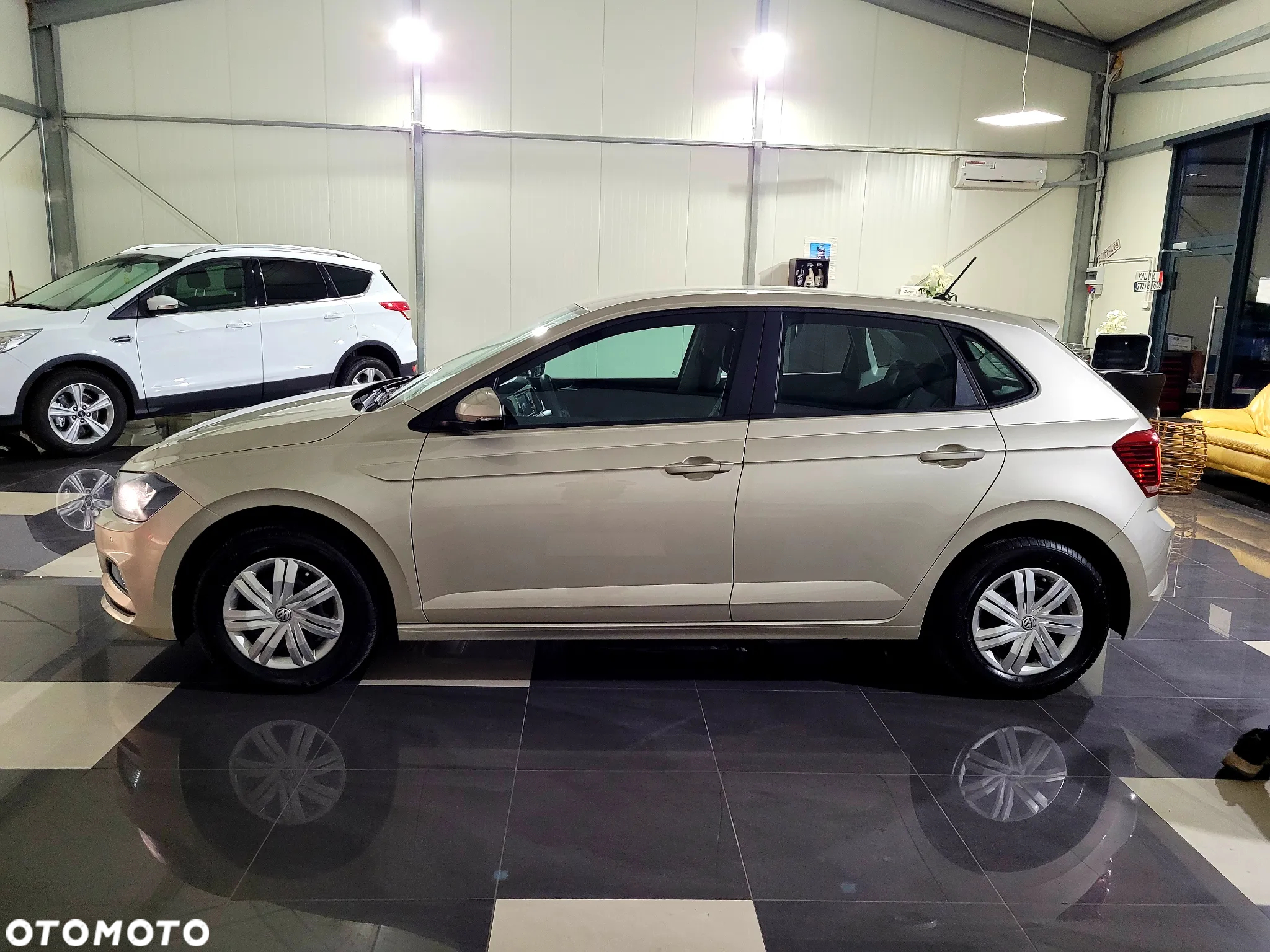 Volkswagen Polo 1.0 Comfortline - 27