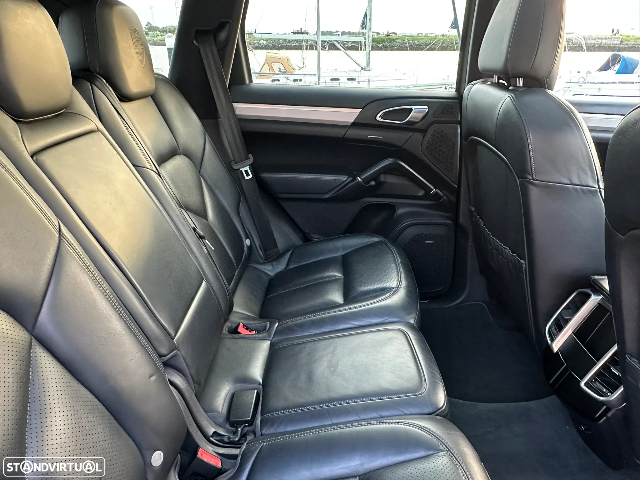 Porsche Cayenne S Hybrid - 38