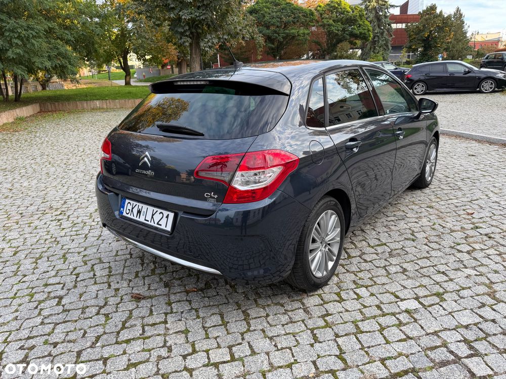 Citroën C4 VTi 120 Style - 4
