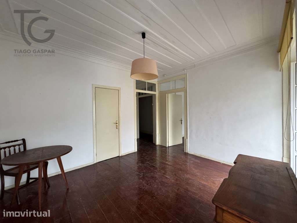 T2 com 72m² para Remodelar na Rua das Olarias - Lisboa - Grande imagem: 3/11