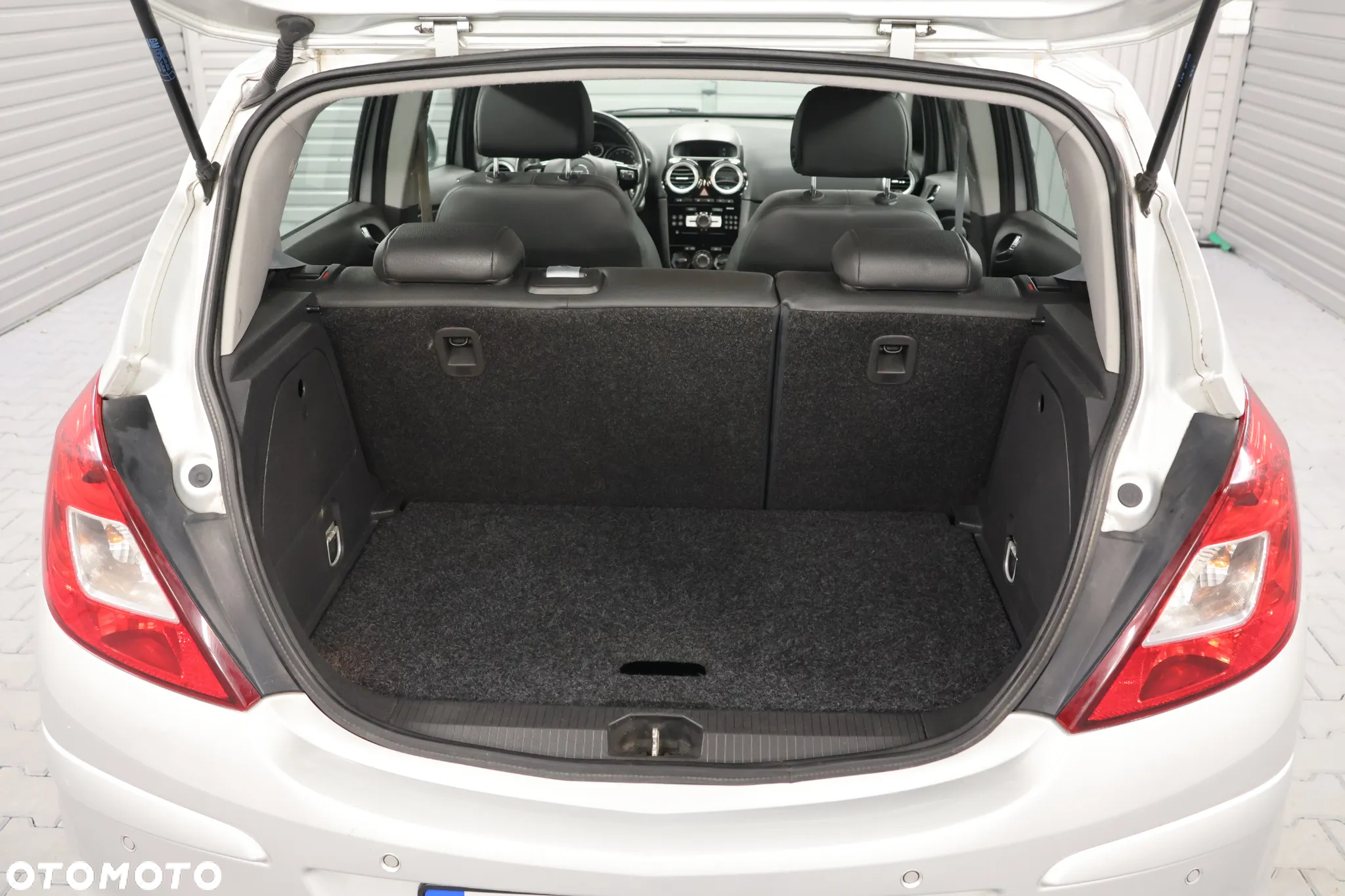 Opel Corsa 1.2 16V Easytronic - 15