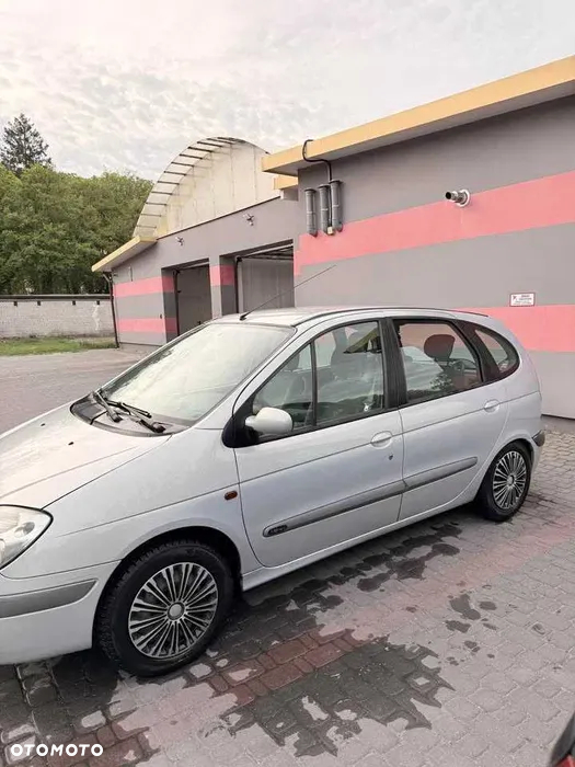 Renault Scenic - 2