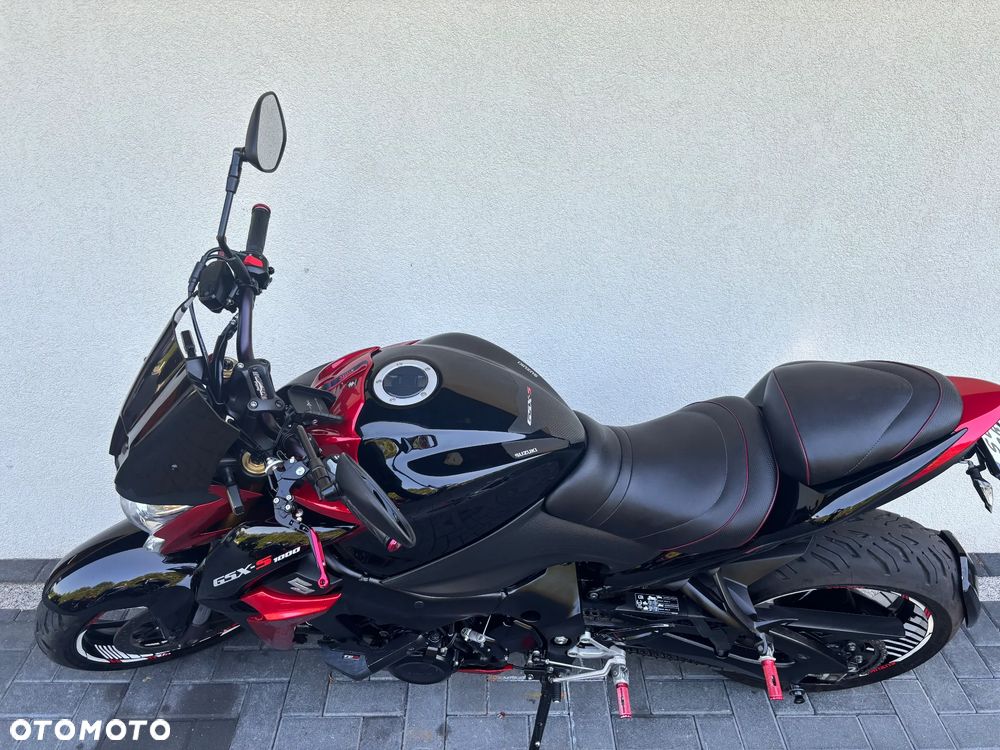 Suzuki GSX 1000 - 5