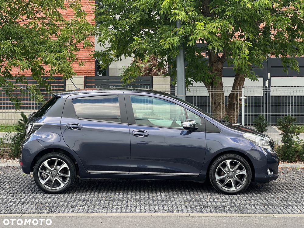Toyota Yaris 1.33 Business Edition - 12