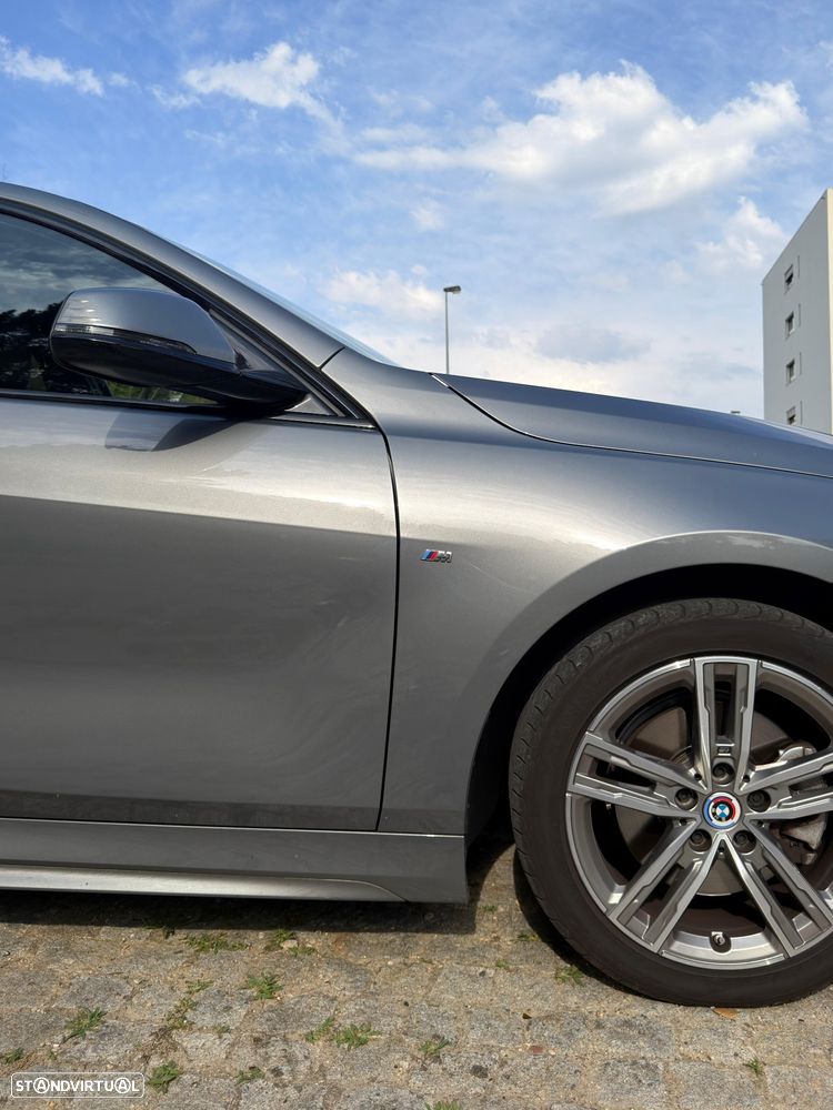 BMW 116 d Pack 50 anos M Auto - 16