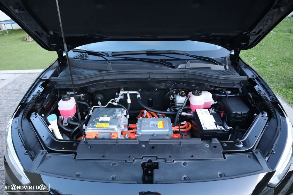 MG ZS EV 72.6 kWh Luxury - 12
