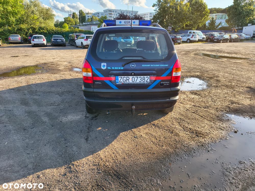 Opel Zafira 1.8 16V Elegance - 4