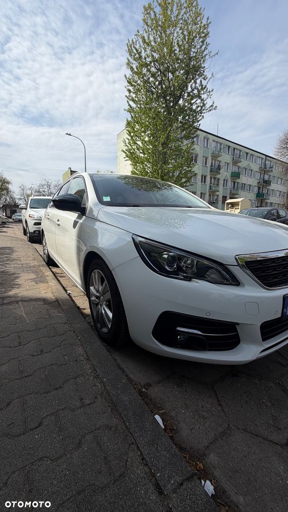 Peugeot 308 1.5 BlueHDi Business Line S&S - 1