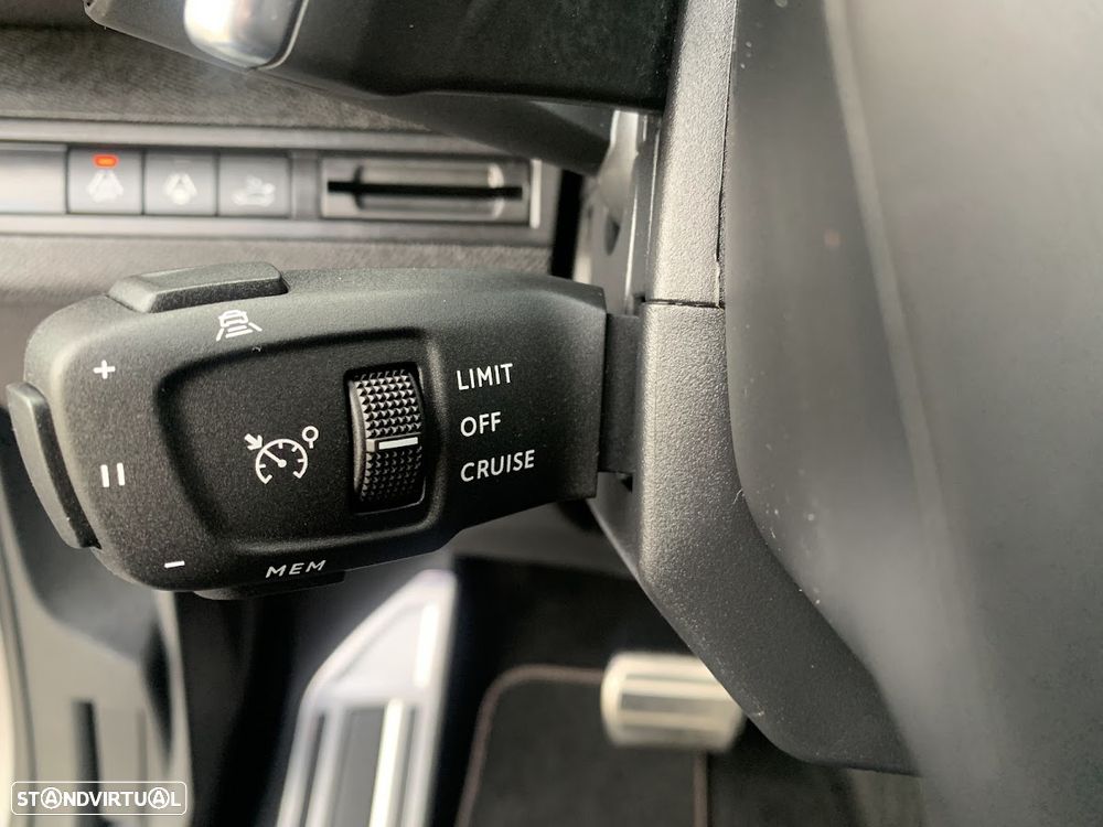 Peugeot 5008 1.5 BlueHDi GT Line J19 EAT8 - 12