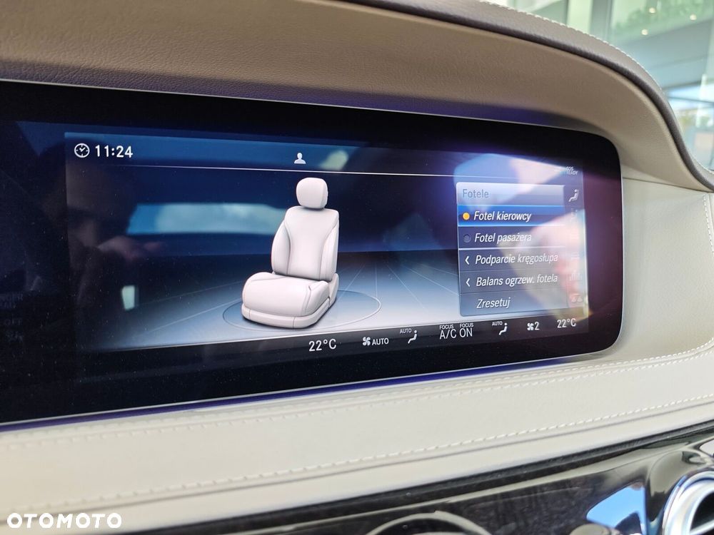 Mercedes-Benz Klasa S 560 4-Matic L 9G-TRONIC - 22