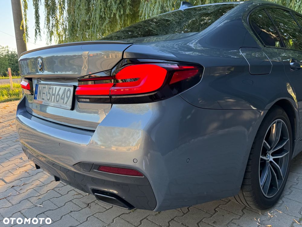 BMW Seria 5 530i xDrive mHEV M Sport sport - 17
