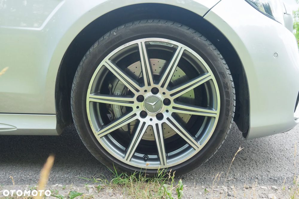 Mercedes-Benz Klasa E 63 AMG T 4Matic AMG Speedshift MCT - 19