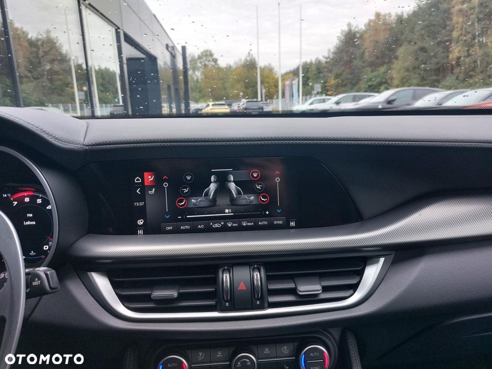 Alfa Romeo Stelvio 2.0 Turbo Veloce Q4 - 26