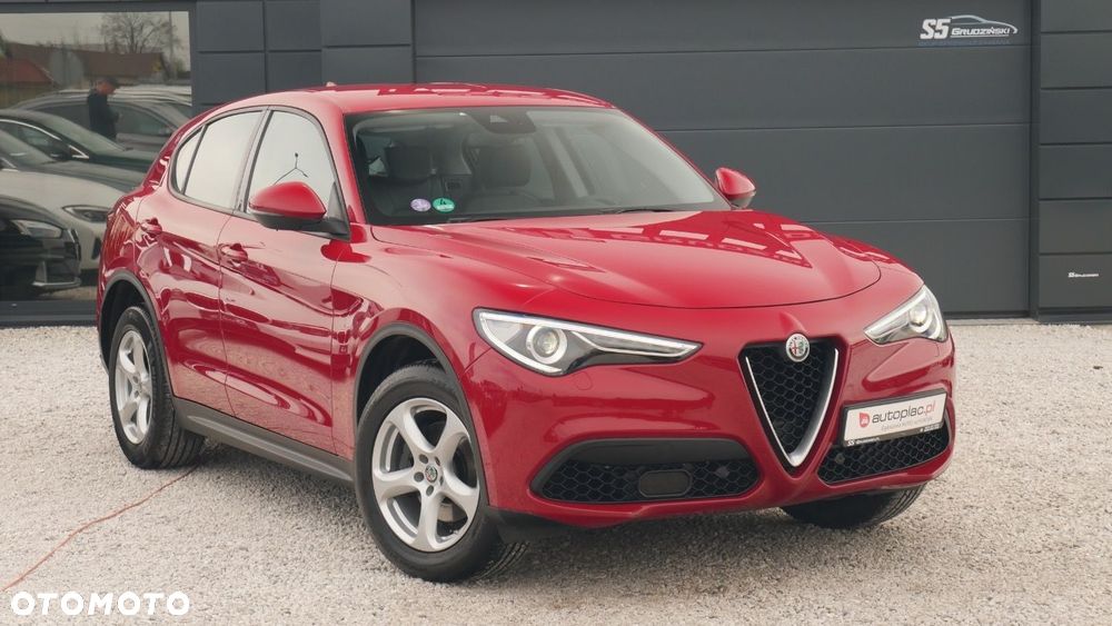 Alfa Romeo Stelvio - 3