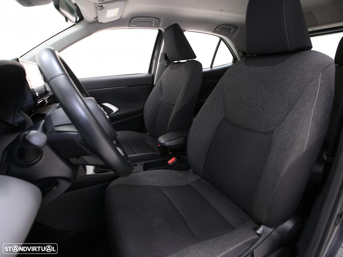 Toyota Yaris Cross 1.5 HDF Comfort - 10