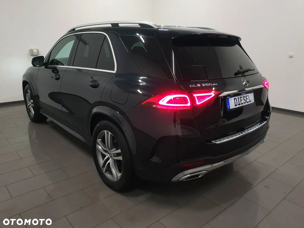 Mercedes-Benz GLE 350 de 4-Matic Premium - 4