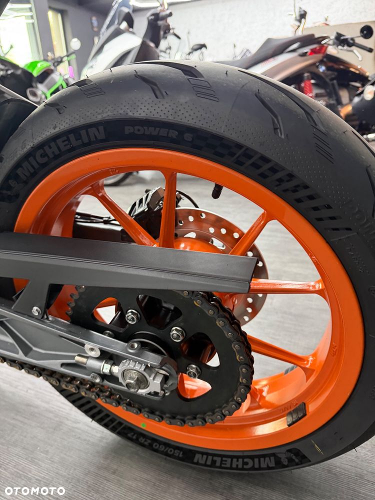 KTM Duke 390 - 13