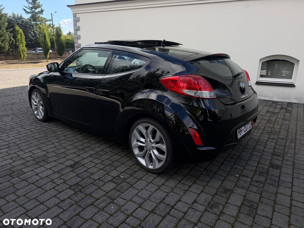 Hyundai Veloster 1.6 Premium - 15
