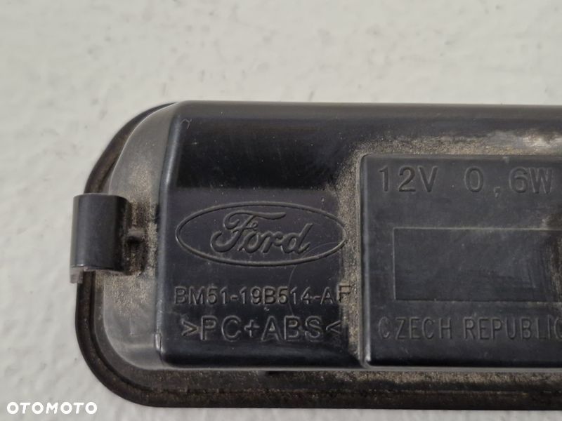focus mk3 3 kombi mikrostyk klapy bagażnika podświetlenie tablicy bm51-19b514-af - 5