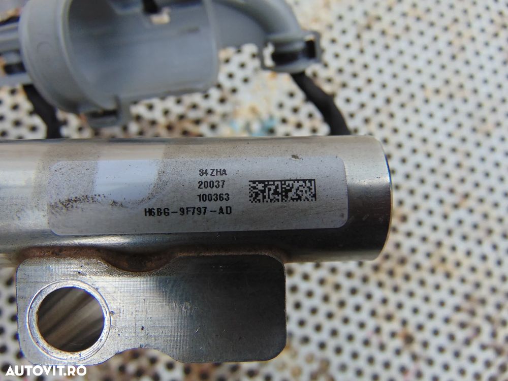 Rampa cu injectoare Ford 1.0 Fiesta Puma Focus 4 cod h6bg9f797ad injector 1.0 benzină - 3