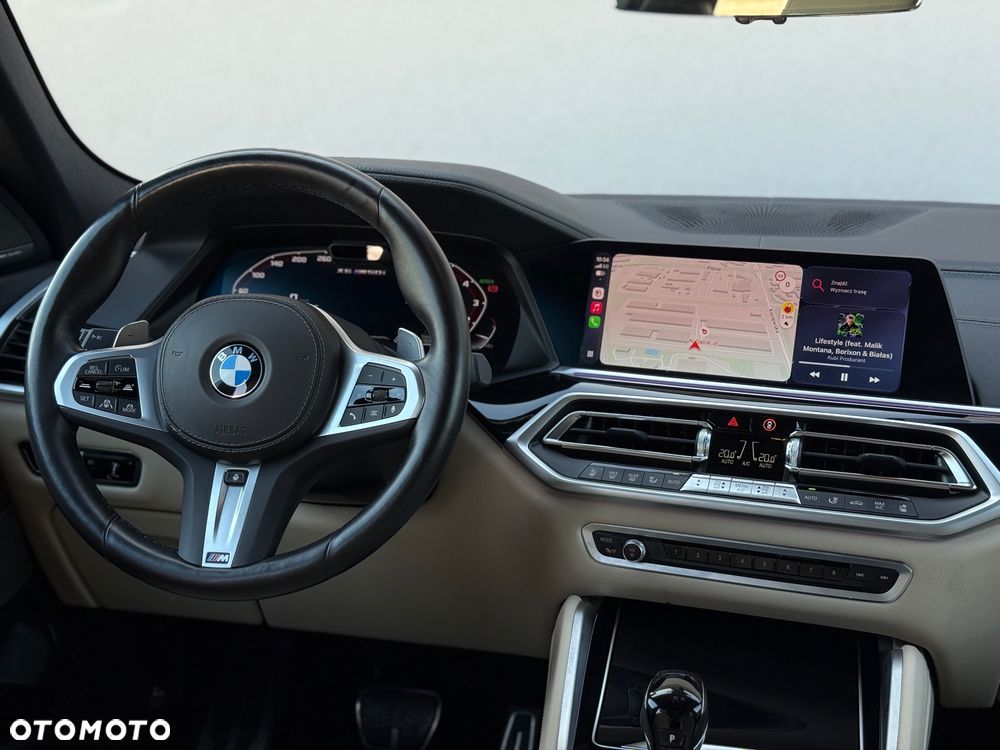 BMW X6 M50i - 36
