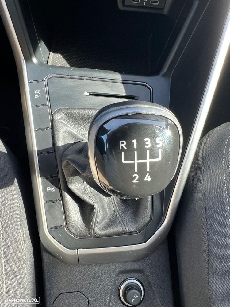 VW Taigo 1.0 TSI Urban - 18