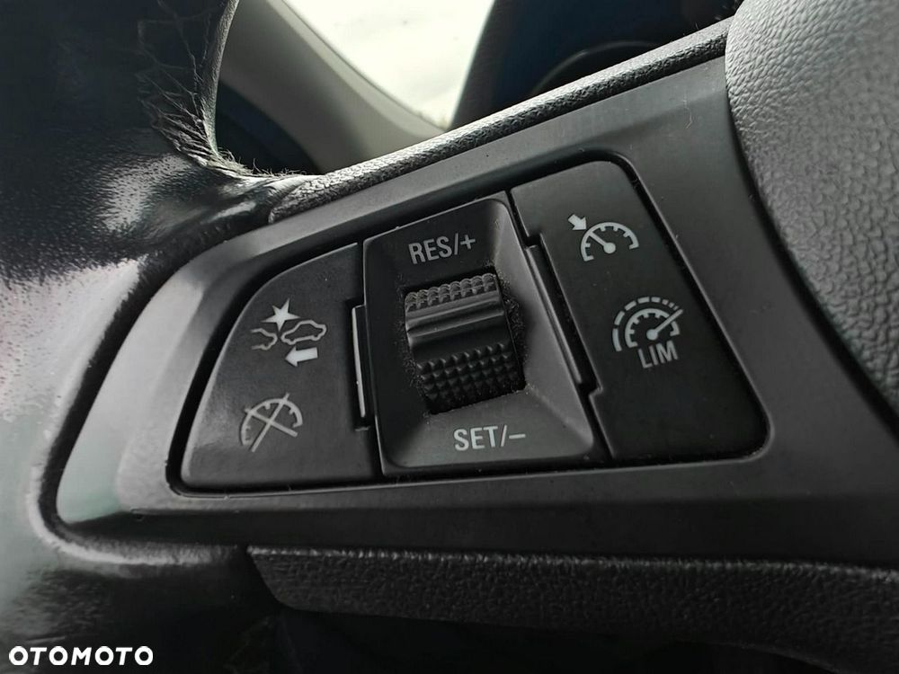 Opel Astra - 13