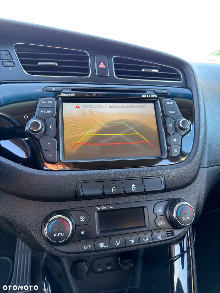 Kia Ceed 1.6 GDI DCT Platinum Edition - 6