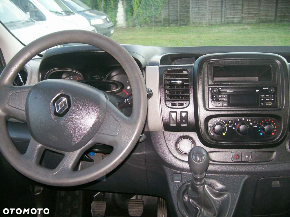Renault Trafic - 8