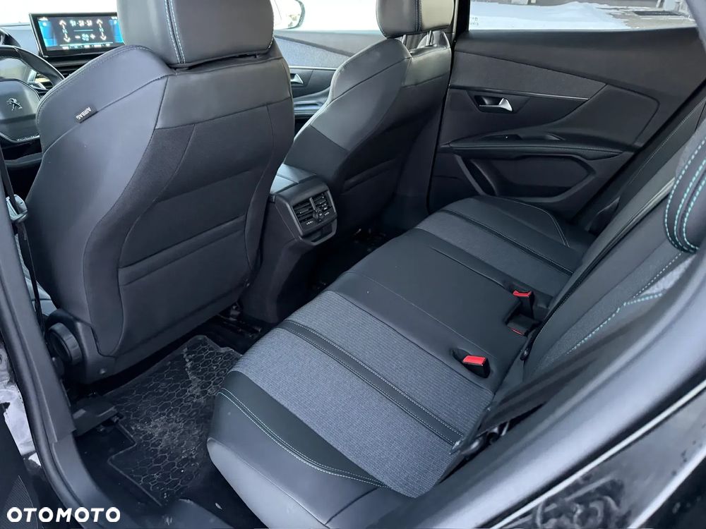 Peugeot 3008 1.5 BlueHDi Allure S&S EAT8 - 15