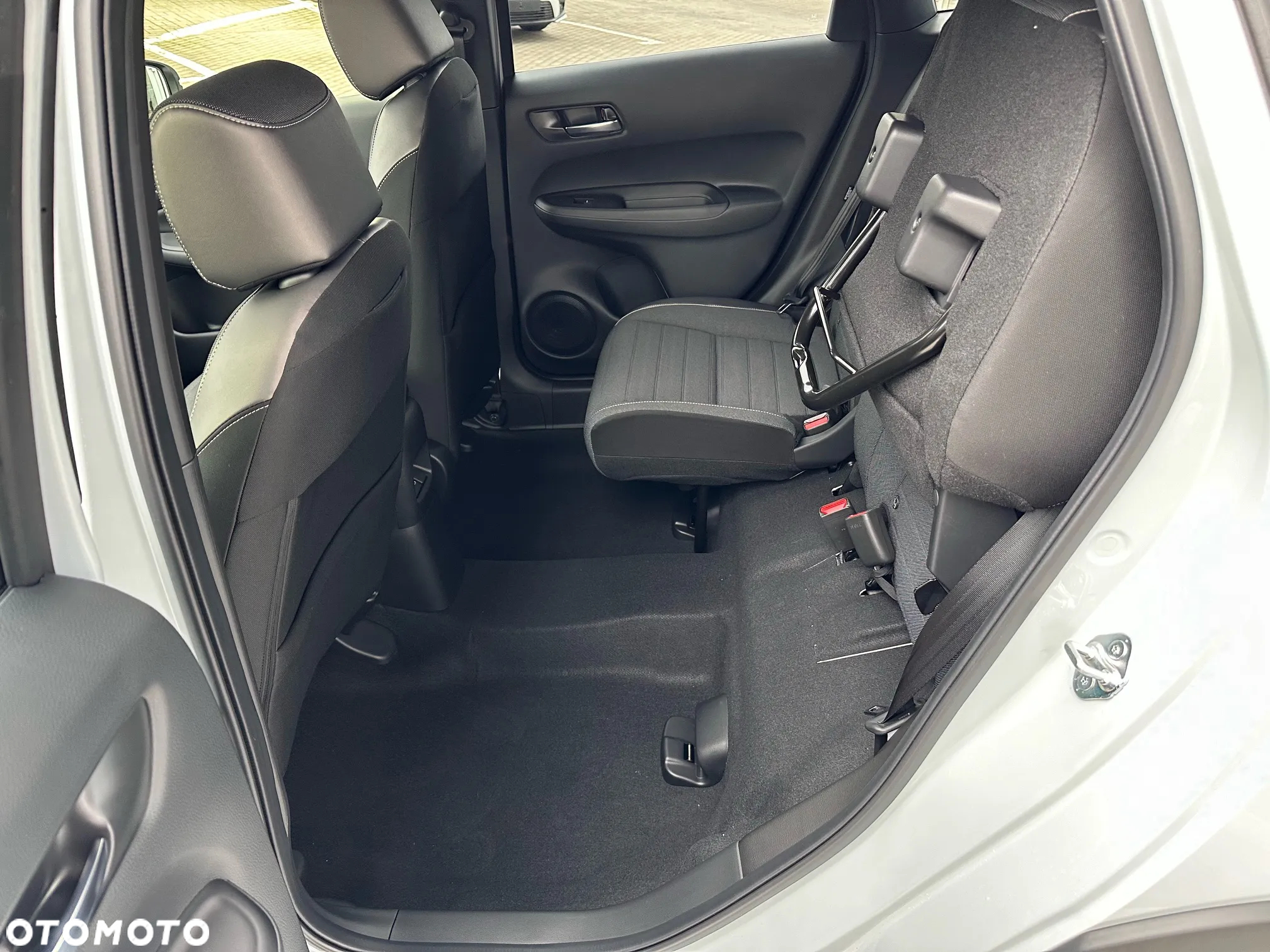 Honda Jazz 1.5 i-MMD Crosstar Advance - 10