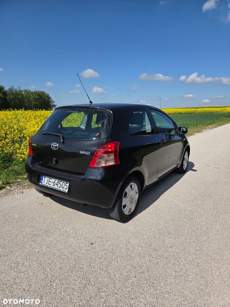 Toyota Yaris 1.3 Sol - 5