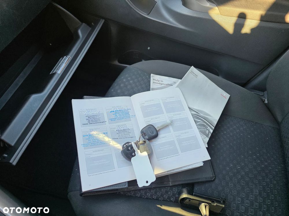 Toyota Verso 1.8 Multidrive Edition - 22