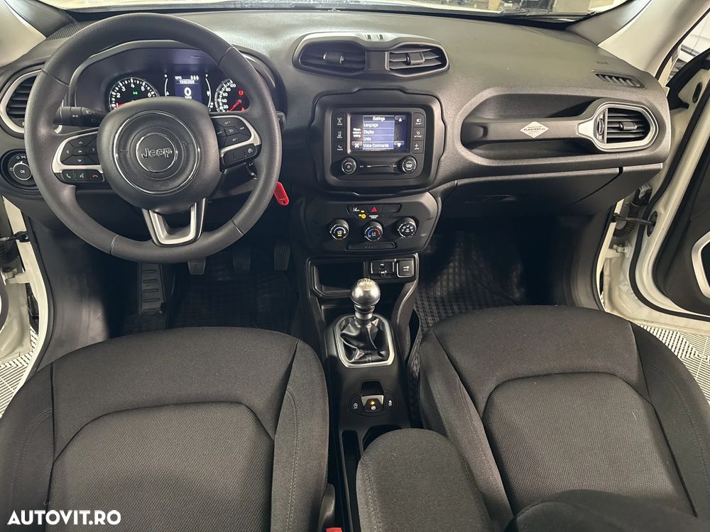 Jeep Renegade - 10
