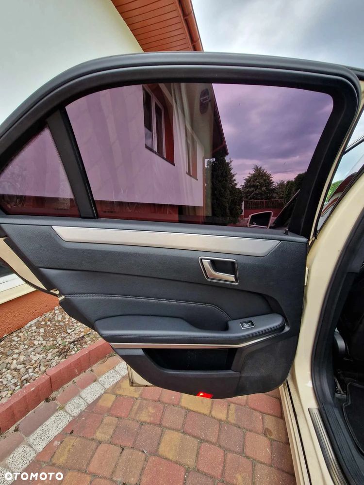Mercedes-Benz Klasa E 200 BlueTEC 7G-TRONIC - 15