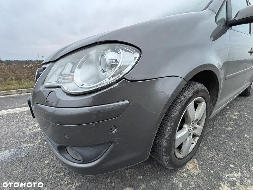 Volkswagen Touran 1.4 TSI Conceptline DSG - 6