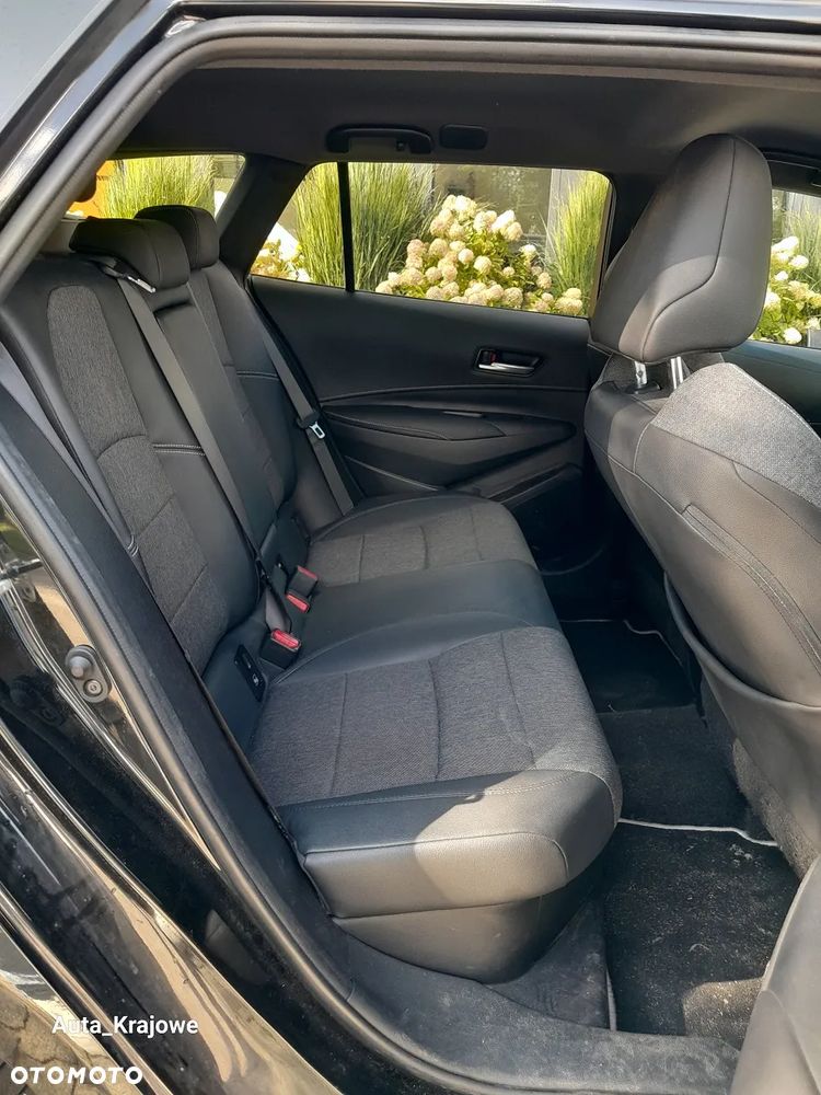 Toyota Corolla 1.8 Hybrid GPF Executive - 33