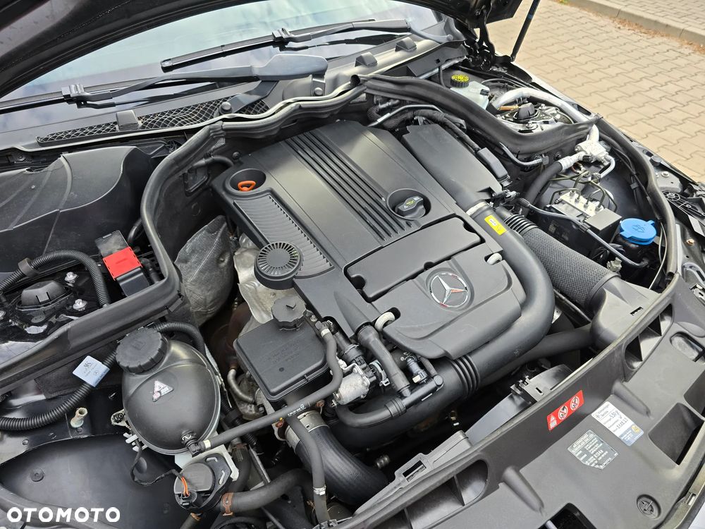 Mercedes-Benz Klasa C 180 BlueEFFICIENCY Avantgarde - 36