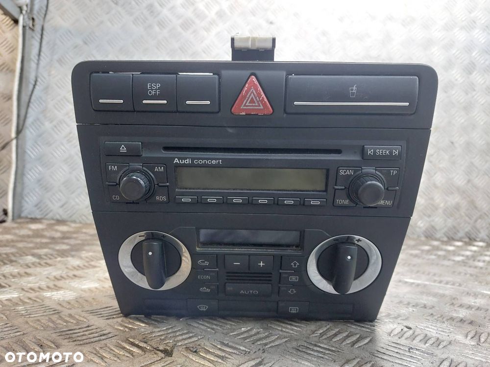RADIO ODTWARZACZ + PANEL NAWIEWU + RAMKA + CUPHOLDER AUDI A3 8P - 1