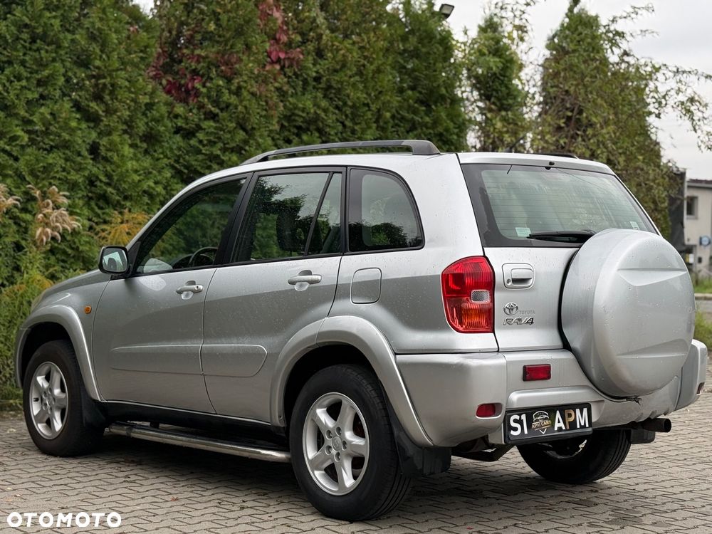Toyota RAV4 2.0 VVT-i 4x4 - 8