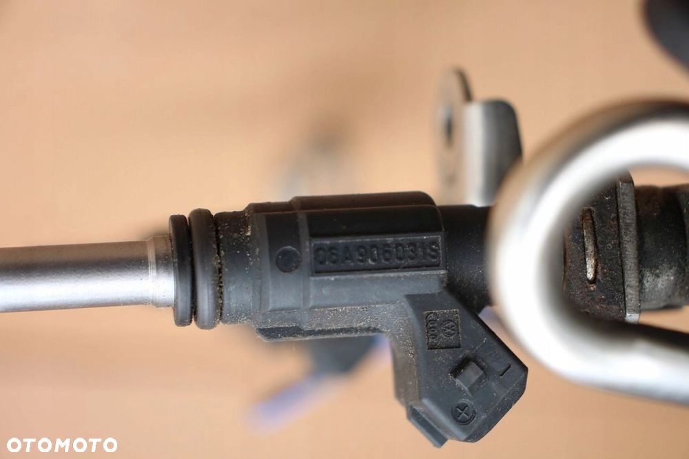 Listwa wtryskowa wtryski 1.8t 225KM TURBO BAM APX SEAT AUDI 06A133681 - 6