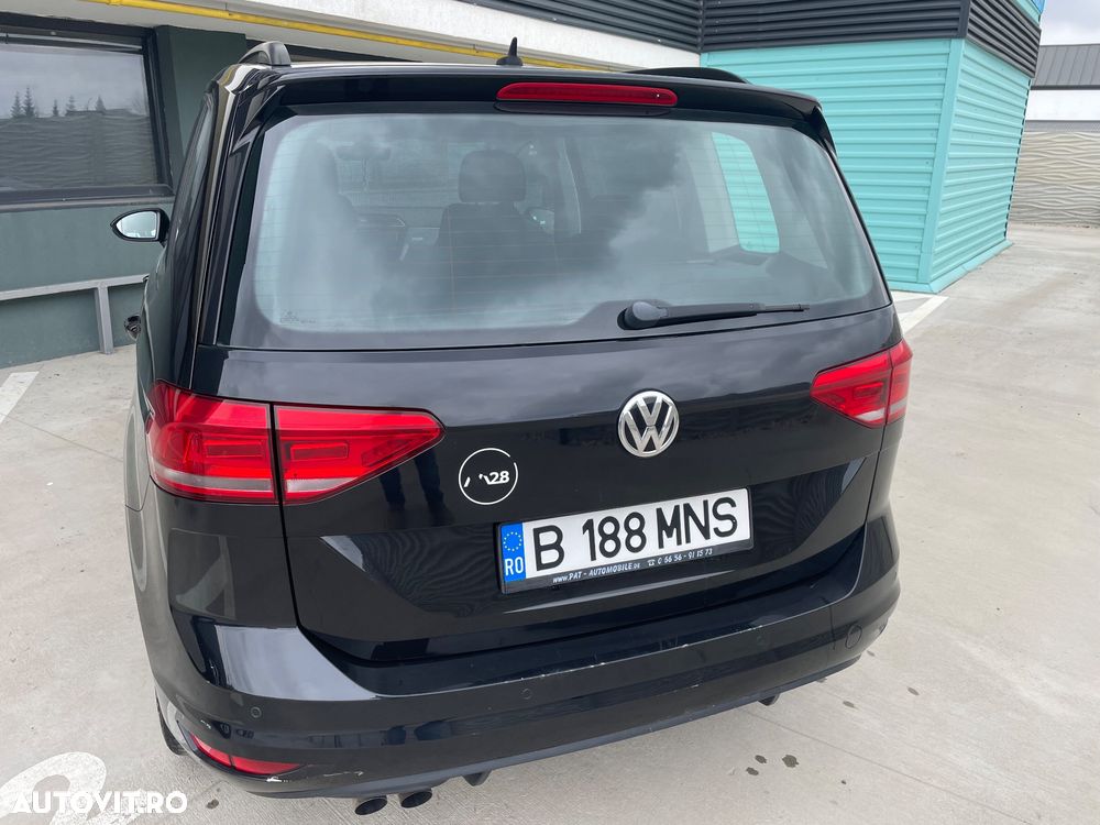 Volkswagen Touran 2.0 TDI SCR (BlueMotion Technology) DSG Comfortline - 4