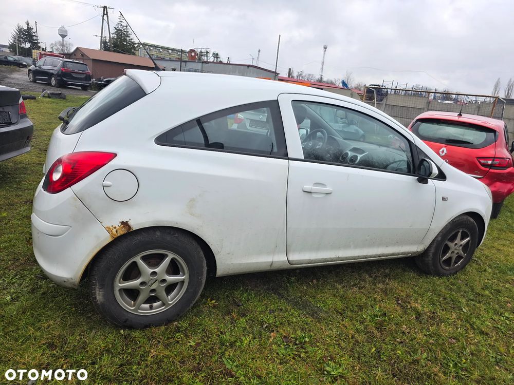 Opel Corsa 1.2 16V Easytronic Sport - 3