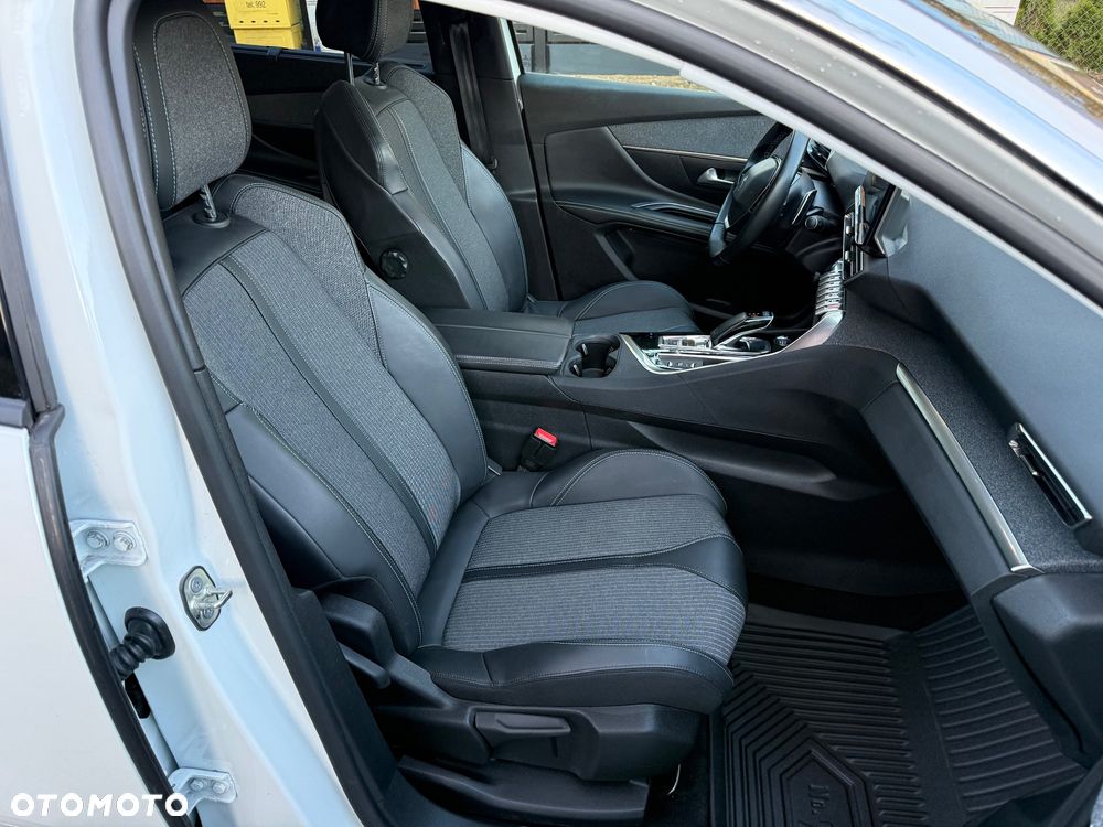 Peugeot 5008 BlueHDi 180 EAT8 Allure Pack - 24